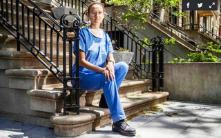 Nỗi ám ảnh của nữ sinh tình nguyện khiêng xác bệnh nhân Covid-19 ở New York