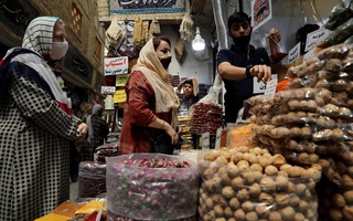 Iran: Gồng mình chống dịch Covid-19 và lo kinh tế