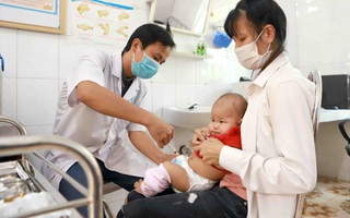 Tiêm bổ sung vaccine phòng bệnh bạch hầu cho 1 triệu trẻ 7 tuổi