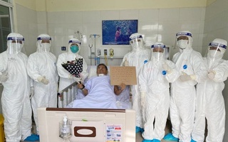Đà Nẵng: Chữa khỏi cho bệnh nhân mắc Covid-19 nặng, nhiều bệnh nền