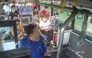 Hà Nội: Xác định được người đàn ông nhổ nước bọt vào nữ phụ xe buýt khi bị nhắc đeo khẩu trang