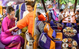 Nhà hàng mô phỏng khoang ngồi trên máy bay: Giải pháp của Thai Airway "kéo" khách đến nườm nượp