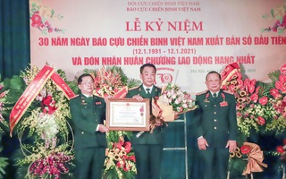 Báo Cựu Chiến binh Việt Nam đón nhận Huân chương Lao động hạng Nhất