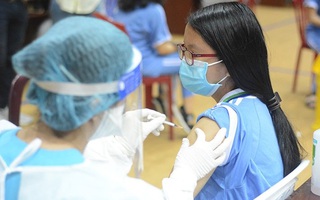 Hà Nội: Nữ sinh lớp 9 tử vong sau 1 ngày tiêm vaccine ngừa Covid-19
