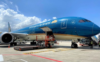 Vietnam Airlines xin được vận chuyển vaccine Covid-19 