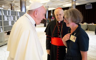 Người phụ nữ đầu tiên có quyền bỏ phiếu tại Thượng hội đồng Giám mục Vatican