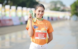 Hoa hậu Tiểu Vy, Đỗ Thị Hà tham gia giải chạy marathon tại Gia Lai