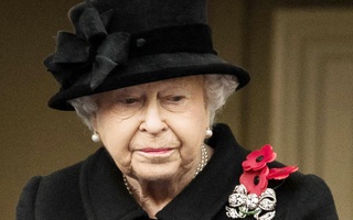 Nữ hoàng Anh Elizabeth II để tang chồng trong 8 ngày