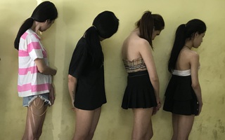 Công an Biên Hòa bắt nhóm đối tượng chuyển giới bán dâm và trộm cắp tài sản