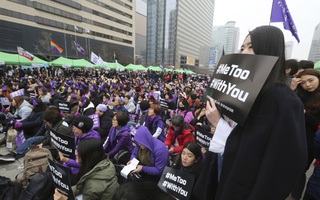 Phụ nữ Hàn Quốc gồng mình chống lại lạm dụng tình dục online