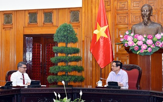 Thủ tướng đề nghị AstraZeneca tạo điều kiện thuận lợi để Việt Nam có được ít nhất 10 triệu liều vaccine 