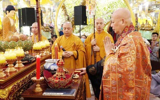 Giáo hội Phật giáo đề nghị các chùa nhận miễn phí hũ tro cốt, tụng kinh cầu siêu cho người tử vong do Covid-19
