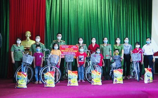 Hội viên phụ nữ tỉnh Bắc Giang: “Biến rác thải thành xe đạp”