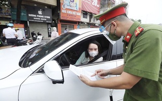 Hà Nội giao công an nghiên cứu quy định mới về cấp và sử dụng giấy đi đường