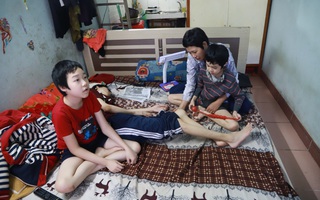 Nhà báo Ngô Bá Lục kêu gọi được hơn 150 triệu ủng hộ gia đình người mẹ bị mất việc, nuôi 3 con bệnh tật