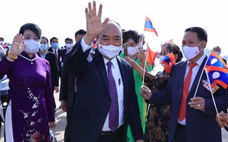 Chủ tịch nước Nguyễn Xuân Phúc và Phu nhân thăm hữu nghị chính thức CHDCND Lào