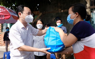 TPHCM tiếp nhận 5.000 túi an sinh từ tỉnh Bình Phước