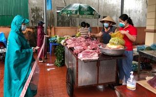 Nghệ An: Thiết thực điểm bán thực phẩm lưu động phục vụ người dân