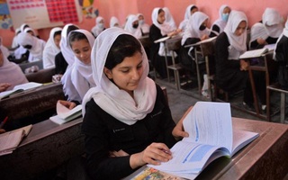 Taliban chính thức công bố quy định về giáo dục: Nam nữ phải học tách biệt