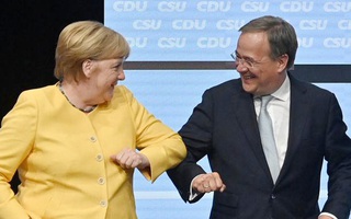 Thủ tướng Đức huy động sự ủng hộ cho ứng cử viên Laschet