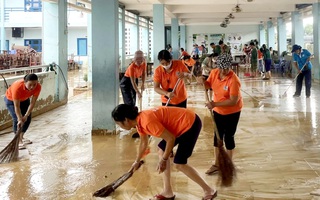 Hơn 30.000 hội viên, phụ nữ ra quân dọn vệ sinh môi trường sau bão lụt ở Đà Nẵng