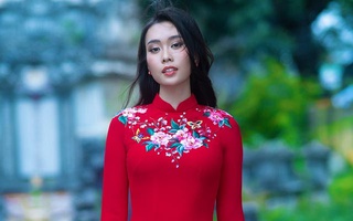 Hoa hậu Hòa bình Việt Nam 2022 cứ diện áo dài truyền thống là đẹp 