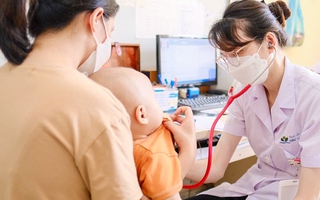 Đề phòng bội nhiễm khi trẻ nhiễm Adenovirus