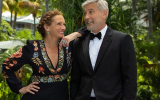 Julia Roberts tái ngộ George Clooney trong phim hài "Tấm vé đến thiên đường"