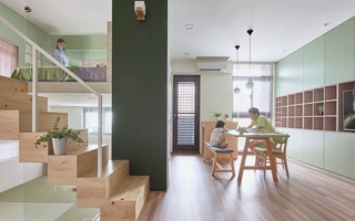 Ngôi nhà 40m2 màu xanh matcha với thiết kế tầng lửng xinh yêu của gia đình trẻ