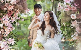 Jiyeon (T-Ara) khoe ảnh cưới đẹp như mơ bên vị hôn phu là tuyển thủ