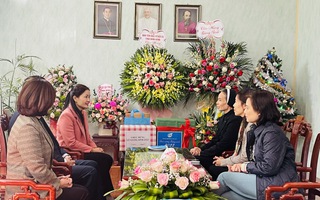 Lãnh đạo Hội LHPN Việt Nam chúc mừng Giáng sinh tại Giáo phận Phát Diệm