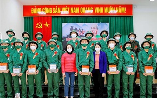 Các cấp Hội LHPN tỉnh Bắc Ninh thăm, tặng quà tân binh lên đường nhập ngũ năm 2022