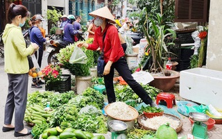 Co kéo chi tiêu gia đình trước áp lực giá hàng hóa tăng