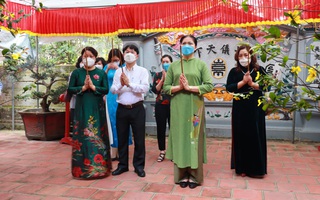 Chủ tịch Hội LHPN Việt Nam Hà Thị Nga tham dự Lễ kỷ niệm 959 năm ngày Nguyên Phi Ỷ Lan đăng quang