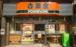 Quản lý chuỗi của hàng Yoshinoya bị sa thải vì bình luận phân biệt giới tính đối với phụ nữ