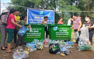 Phụ nữ TP Hòa Bình ra mắt mô hình "thu gom, phân loại, xử lý rác tại hộ gia đình" 