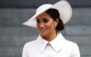 Meghan Markle đối mặt với hai câu hỏi lớn từ dư luận sau đại lễ Bạch Kim