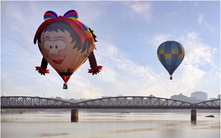 Lễ hội khinh khí cầu ''Cố đô Huế nhìn từ bầu trời''
