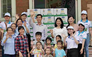 Vinamilk và Quỹ sữa Vươn cao Việt Nam tổ chức nhiều hoạt động nhân dịp 15 năm thành lập