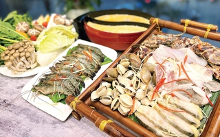 Cách nấu lẩu Thái hải sản chua cay đúng vị