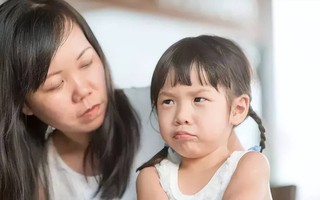 Nghiên cứu của ĐH Harvard: 3 cách nhanh nhất gây hại con mà bố mẹ không biết