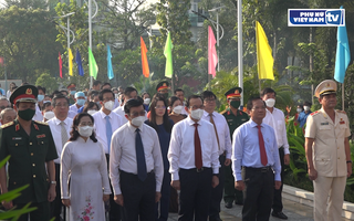 Đoàn đại biểu TPHCM dâng hương tại các địa danh lịch sử ở huyện Hóc Môn