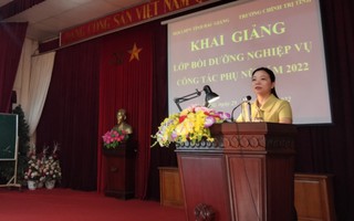 Hội LHPN tỉnh Bắc Giang bồi dưỡng nghiệp vụ 
công tác năm 2022 cho hơn 200 cán bộ Hội
