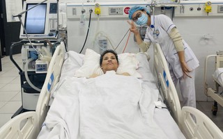 Cứu nữ bệnh nhân gần 3 tháng thở máy mắc bệnh hiếm gặp