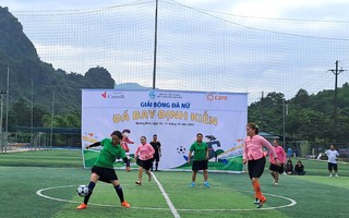 Quang Bình (Hà Giang): Hơn 100 người tham gia giải bóng đá nữ "Đá bay định kiến”