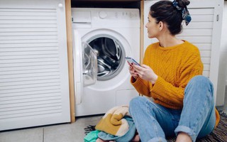 Chuyên gia chia sẻ cách giữ gìn giúp "tuổi thọ" máy giặt lâu hơn
