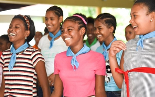 Ngày Quốc tế Trẻ em gái 11/10: Kêu gọi tăng đầu tư 1 tỷ USD cho trẻ em gái
