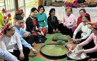 Chủ tịch Hội LHPN Việt Nam Hà Thị Nga dự Ngày hội Đại đoàn kết dân tộc tại xã Vĩnh Yên, Lào Cai