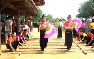 Hơn 200 đồng bào của 15 dân tộc tham gia Tuần lễ “Đại đoàn kết các dân tộc - Di sản Văn hóa Việt Nam”