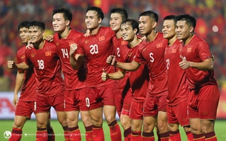 Dân mạng tranh cãi về danh sách đội tuyển Việt Nam đá vòng loại 2 World Cup 2026 khi hậu vệ hay nhất vắng mặt